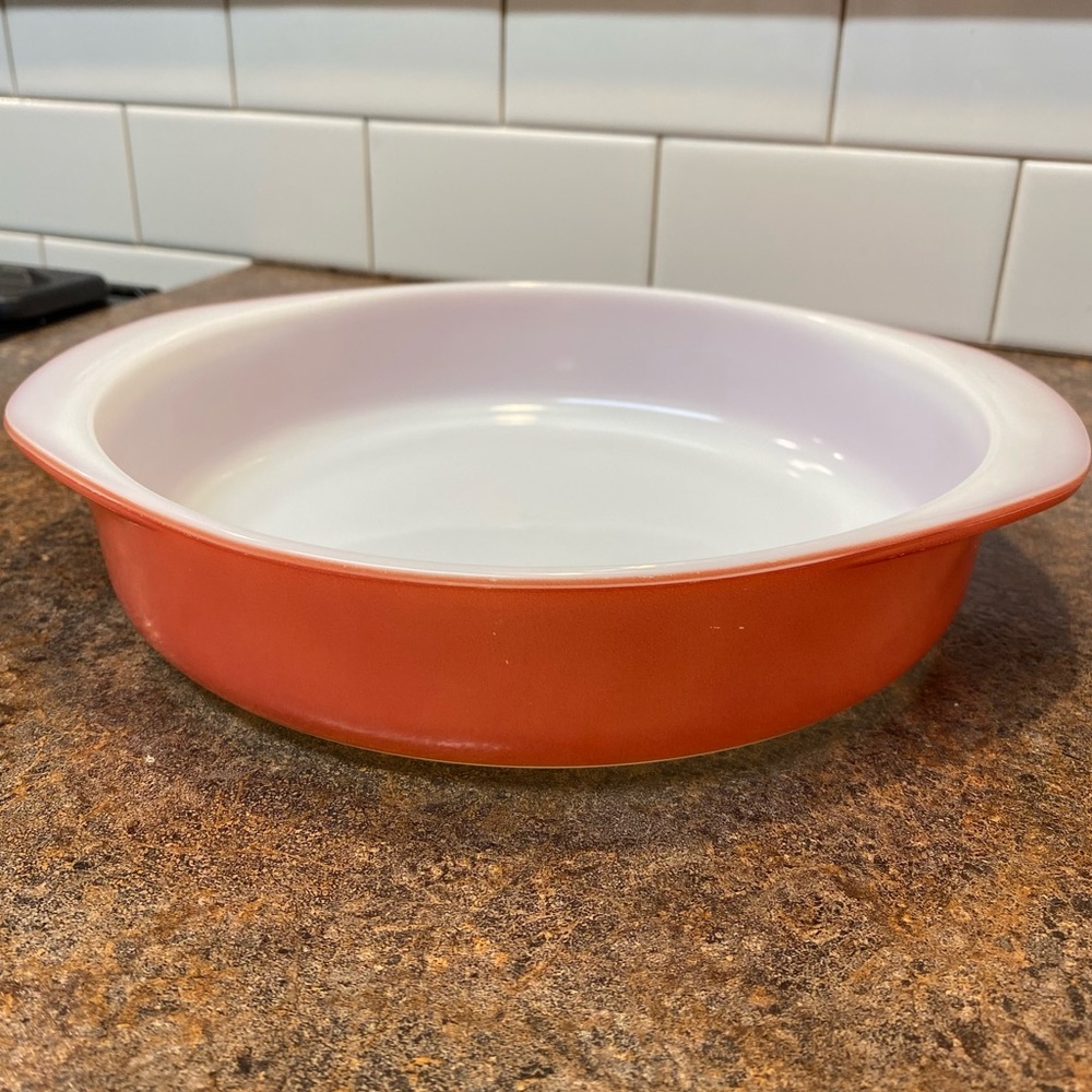 PINK VINTAGE PYREX COOKWARE